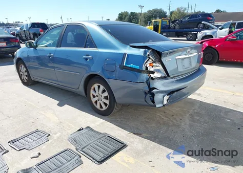 2003 Toyota Camry Xle z USA, uszkodzony, nr VIN 4T1BE30K53U719296